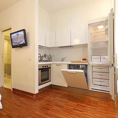 Campani 13 Apartment *