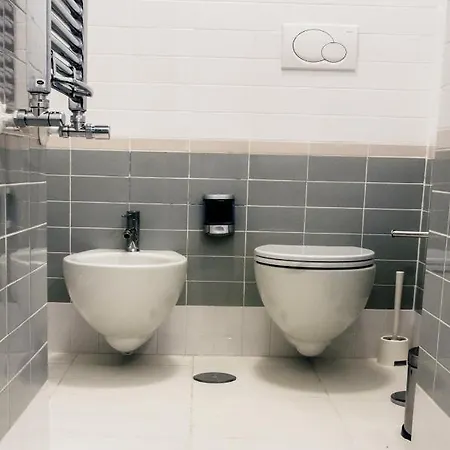 Apartman Campani 13 *